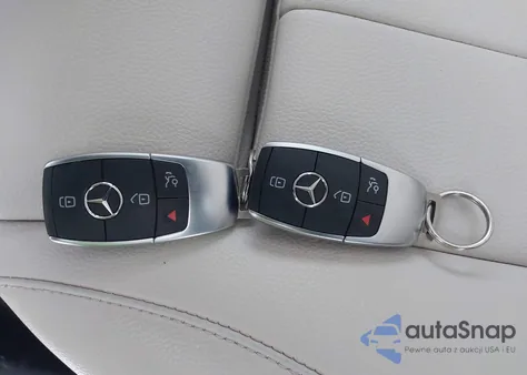 2021 Mercedes-Benz Glb 250 4Matic z USA, uszkodzony, nr VIN W1N4M4HB5MW092334